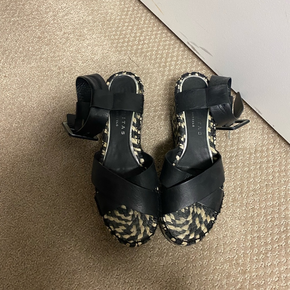 Platform black sandals - Picture 3 of 3
